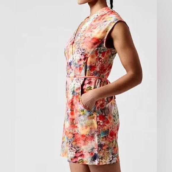 Athleta Marlow Romper in Bloom Pink Floral Combo.  NWT size small. - Picture 2 of 8